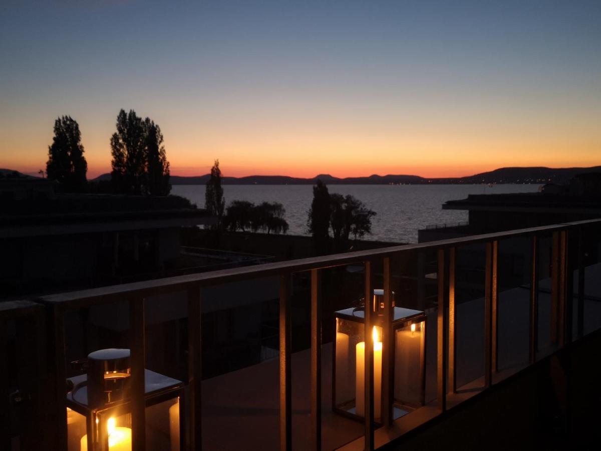 Silver Gray Appartment Balatonlelle Bagian luar foto